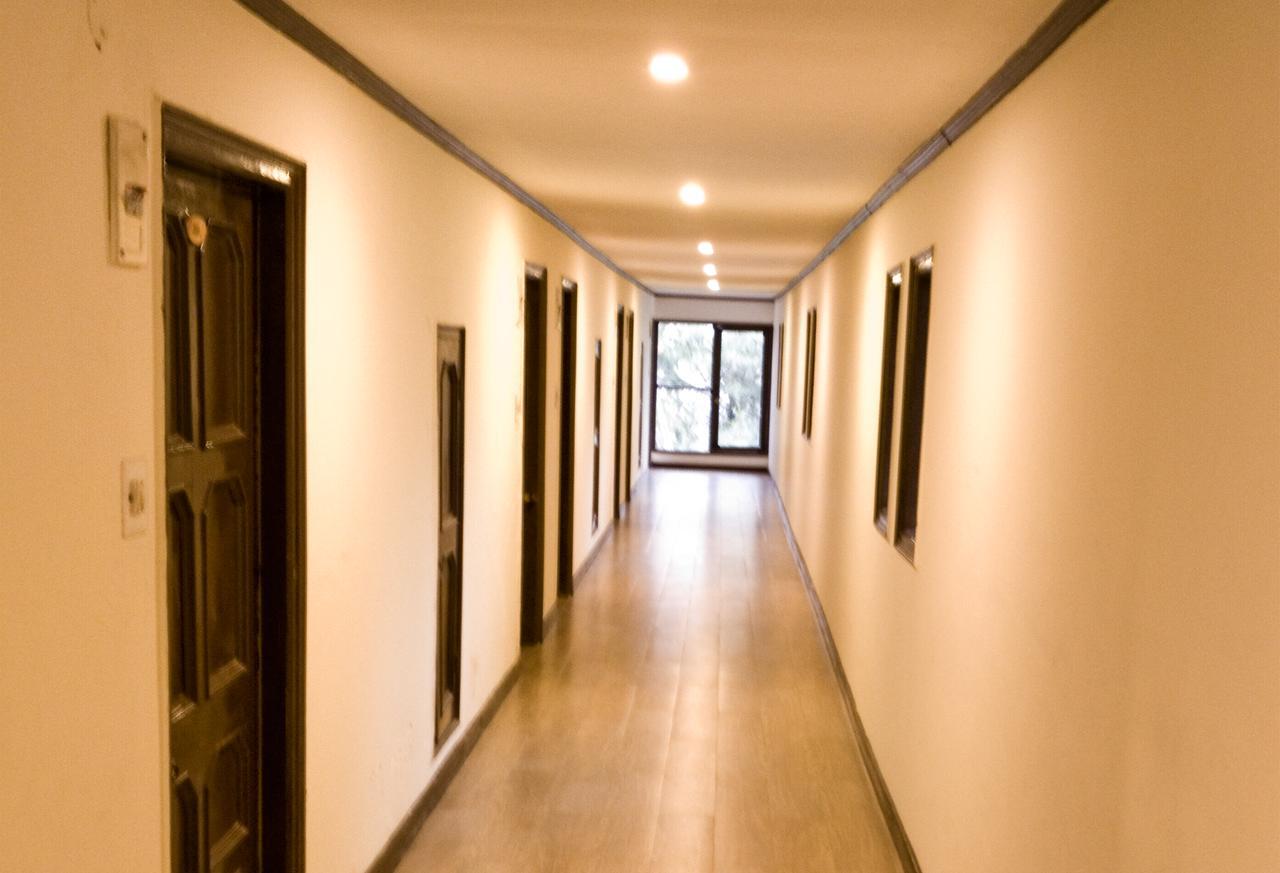 שימלה Royal Jardin Whistling Pines Resort מראה חיצוני תמונה