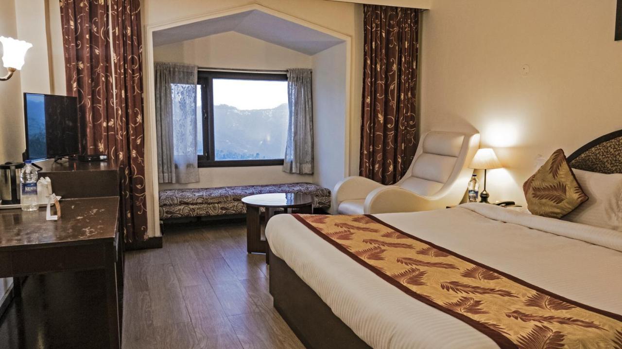שימלה Royal Jardin Whistling Pines Resort מראה חיצוני תמונה