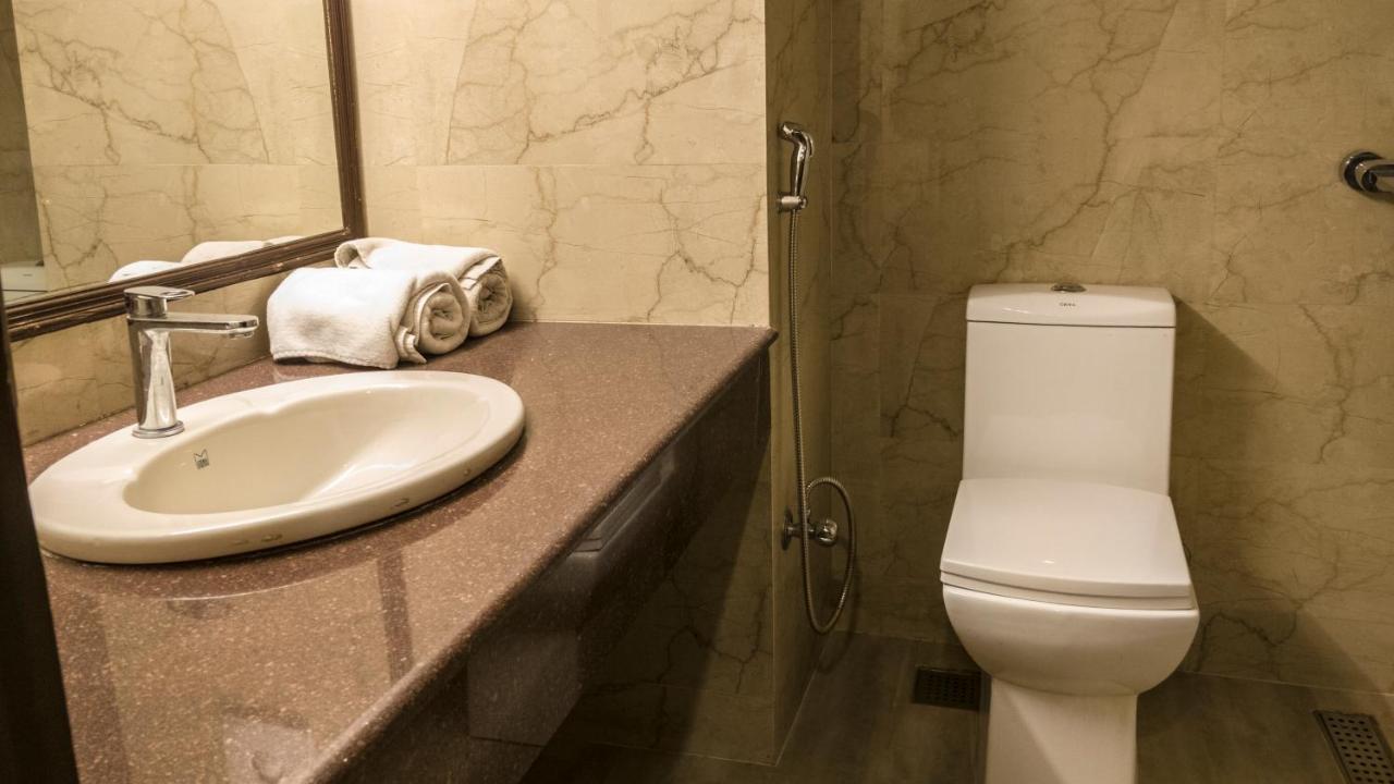 שימלה Royal Jardin Whistling Pines Resort מראה חיצוני תמונה