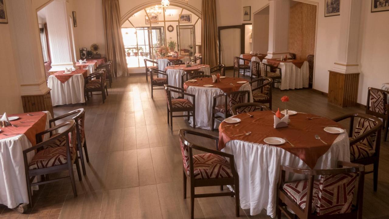 שימלה Royal Jardin Whistling Pines Resort מראה חיצוני תמונה